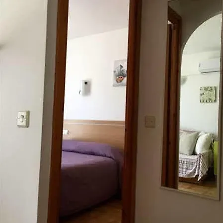 Paradise Park Fenals Appartement