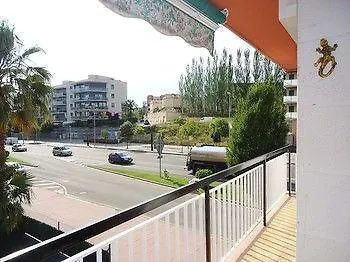 Paradise Park Fenals Apartment