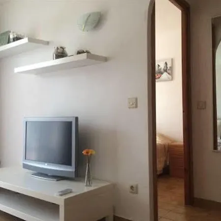 Paradise Park Fenals Apartment *